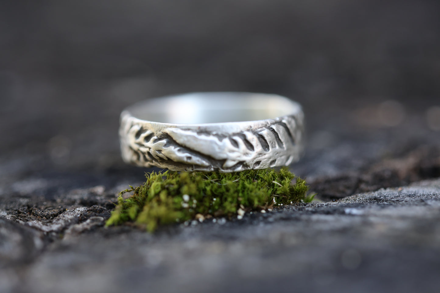 Fern ring band with two graceful ferns, perfect wedding band Handmade in Sterling Silver